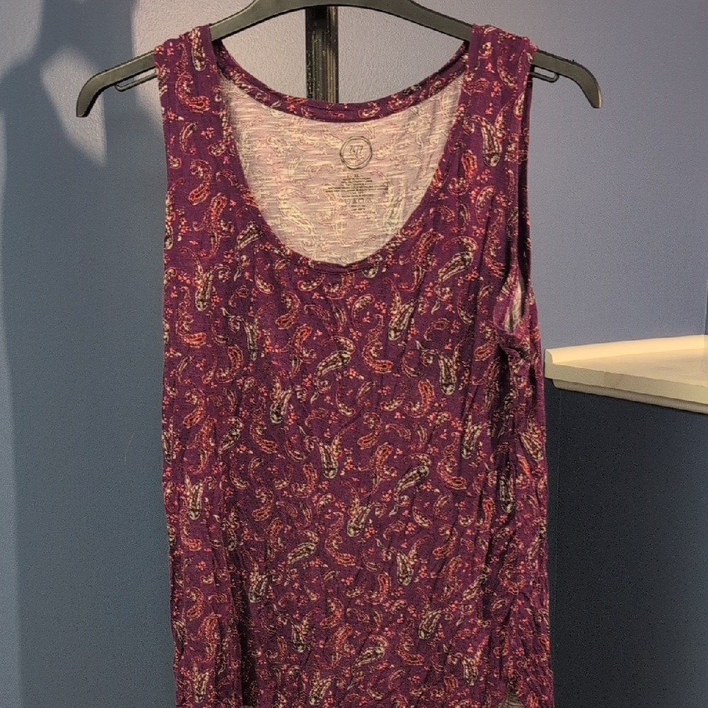Elegant Purple Paisley Tank Top